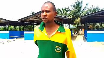 Sweet wet pussy outdoor contrast