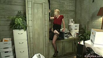 Blonde office worker gets off on sybian