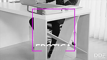 Does Anie Darling Want That Job?