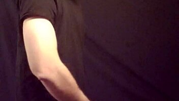 Gay Man Jerks Off Monster Cock!