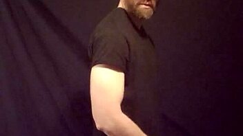 Gay Man Jerks Off Monster Cock!