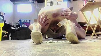 Livenlove, A Gay Guy, Turns Into A Girl And Enjoys Huge Cocks In The Shower With Cum And Feet Fetish.