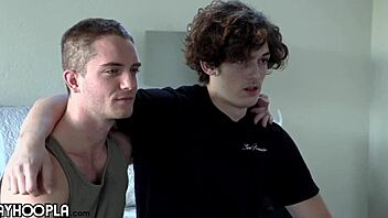 Hairy Otter Dominates Str8 Jock with Hot Facial Action