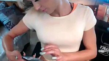 Watch blonde shemale masturbate her cock on live webcam?