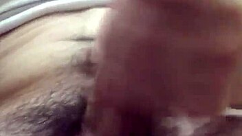 Bohatý amatér sa vezme veľkým čurákom