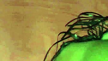 experimentando bdsm com oral e amadores?