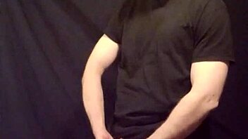 Gay Man Jerks Off Monster Cock!