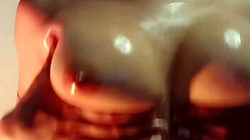 ElenaFox teases with big tits?