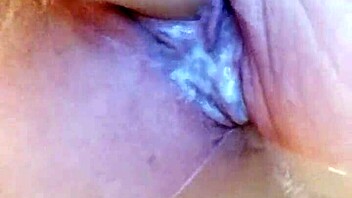 Creamy Bathtub Solo Dildoing In The Pool