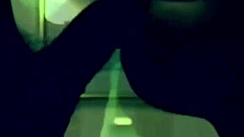 i'm cherrysoda, sucking cocks in no-tell motel threesome.