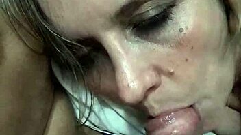 Brazilian nurse delivers deepthroat to patient in hospital