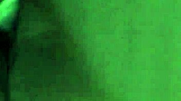 I enjoy hardcore sex in the hot shower