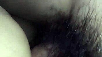 Thong thong em vo in panties scene.