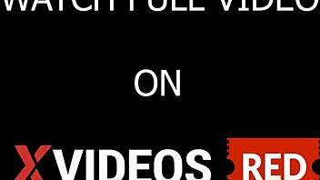 Немецкая мамочка получает трах и кремпай в тугую милф-киску