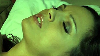 Alluring Domina Solo Toying And Fingering In Bondage