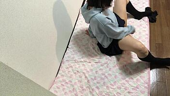 japanese girl, are you cumming from your first masturbation?