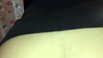 Latin 18+ hatun sevgilisinin dev sikini vahşi bindiriyor