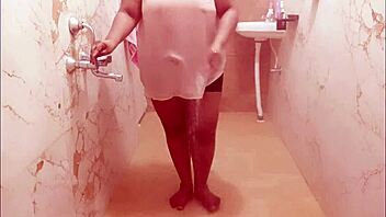 Sexy South Indian Maid Reveals Her Boobs