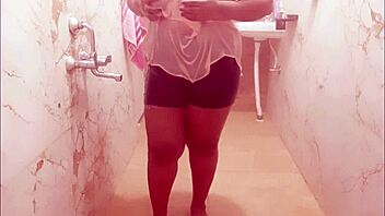 Sexy South Indian Maid Reveals Her Boobs