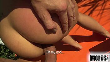 I caught nikol the milf in pervs on patrol, she gave me a cumshot