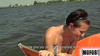 I caught nikol the milf in pervs on patrol, she gave me a cumshot