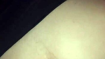 Latin 18+ hatun sevgilisinin dev sikini vahşi bindiriyor