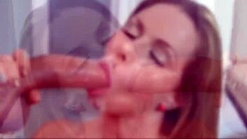 Watch this erotic blowjob in the music video – isn't it hot?