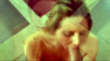 Watch this erotic blowjob in the music video – isn't it hot?