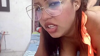 argentinian brunette takes dick in ass 😏