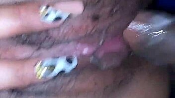 Damn, this joven mexicana loves spreading for me! 🔥