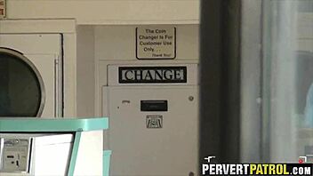 Met a nice slut at the laundromat and spied on her