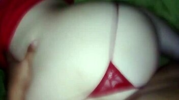 كولورادا ساخنة تنحني لزب مورينا سميك