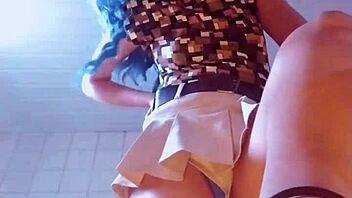 showing my cuckold how he deservs to be treated