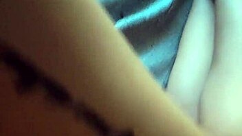 walking tour of my big natural tits 😘