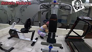 Big White Ass Argentinian Fitness Freak Drilled at Gym - Meriandheavy