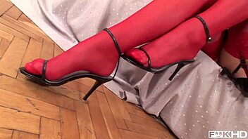 Simony Diamond rides cock with her tite ass