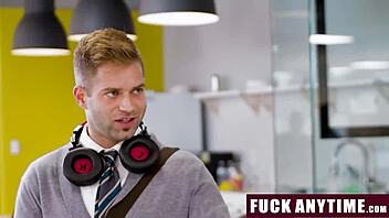 Office workers indulge in freeuse fucking anytime.