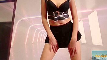 Webcam Session with a Sexy Milf Wife