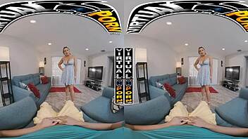 Feeling Intense Lust With Stepmom Carmela Clutch