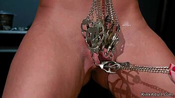 huge tits blonde poses in doggy position for a casual photoshoot