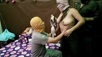 My girlfriend invited her friend for threesome?