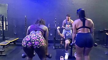 Treino Do Sexo Amigas Na Academia Fodem Com 3 Machos E Tomam Muito Leite Na Cara Completo No Red Ou Sheer