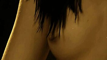 i am a seductress from india dancing nude and teasing