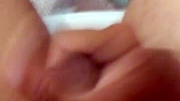 jerking off punheta with emojis 😏