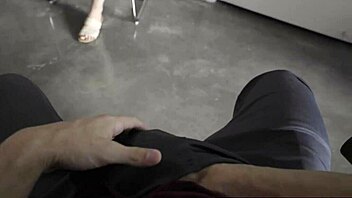 Stepsiblings ENGAGE in HANDJOB and MASTURBATION during QUARANTINE lockdown.