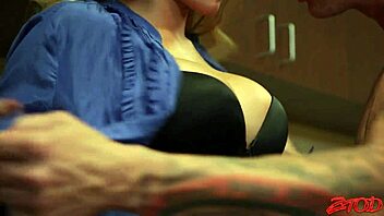 capri cavanni relaxes on her day off