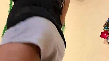 Anna Maria, the hot and sensual Dominican MILF in booty shorts.