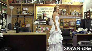 Fine Honey Shows Ass and Pussy in Reality Show