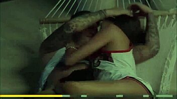 Cute Girl Gives Handjob