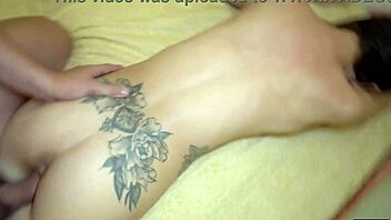 Teen pussy pumped hard and pounded in homemade sex vid! 💦